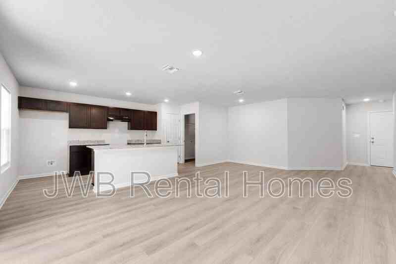 3945 Rose St - Photo 6 of 19