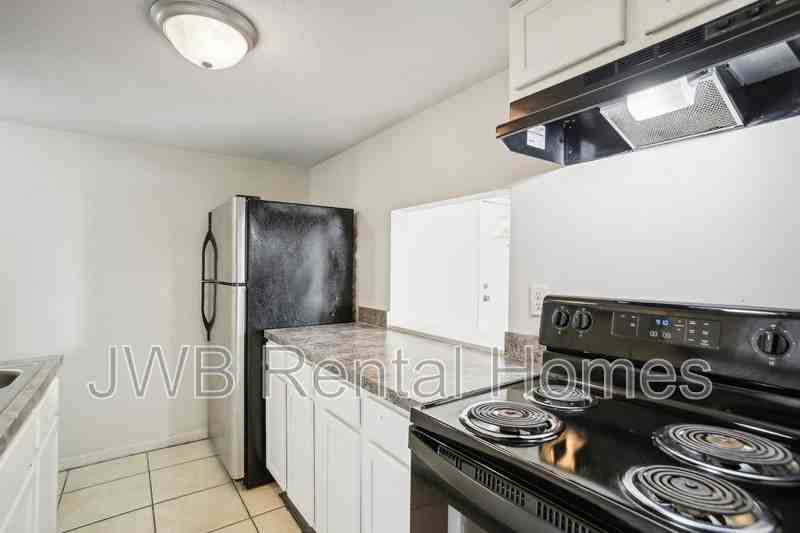 909 Bert Rd #128 - Photo 2 of 25