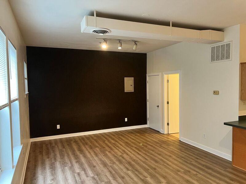 510 Mcintire Rd #2 - Photo 3 of 11