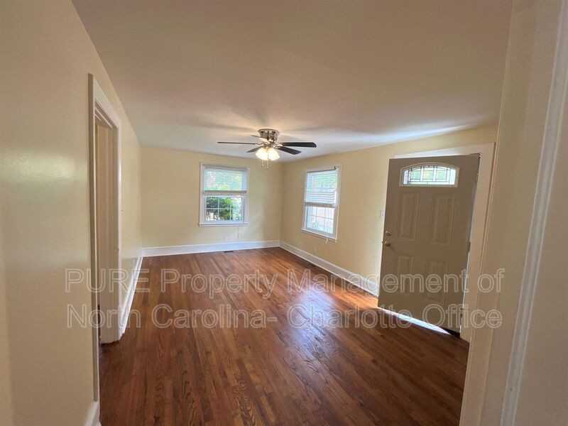 5735 Oak Dr - Photo 5 of 19