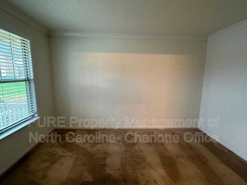 7140 Streamhaven Dr - Photo 6 of 50