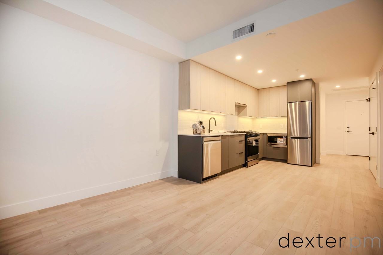 111 Buller Street #608 - Photo 3 of 23