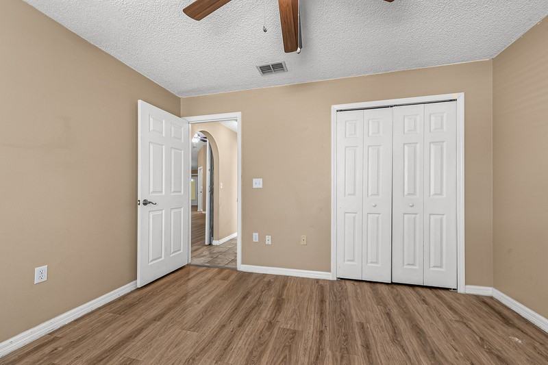 1528 Vista Lake Cir - Photo 7 of 25