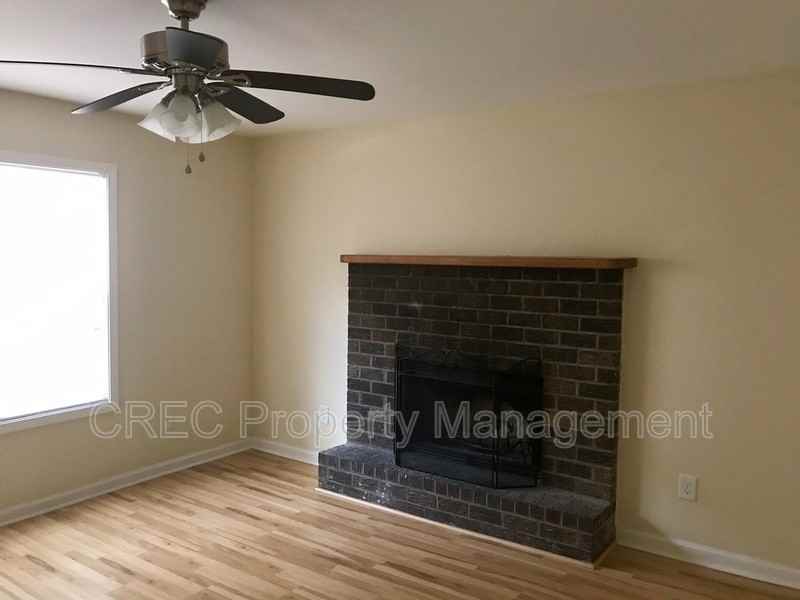 205 Weber Rd #H - Photo 4 of 20