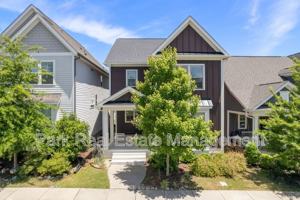 featured image of 23 Quarter Gate Trce