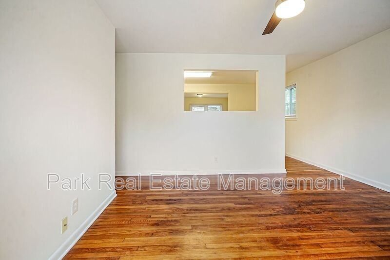 607 N Greensboro St #B - Photo 7 of 22