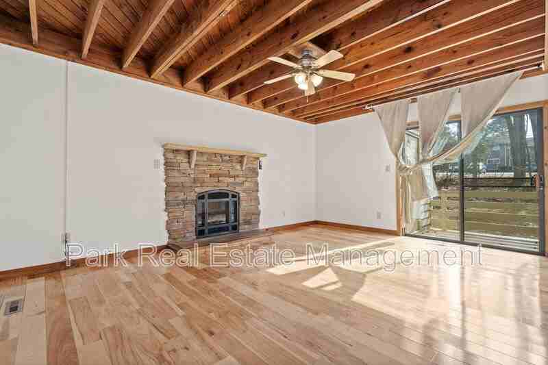 205 W Poplar Ave #E - Photo 3 of 17