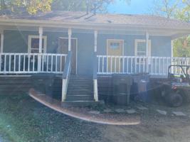 featured image of 216 E 15th St