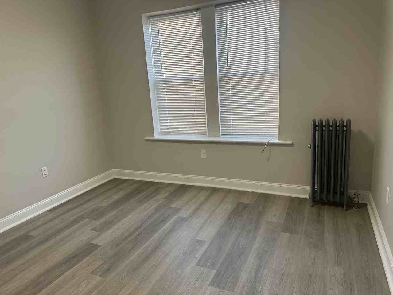 328 61st Street #C1 - Photo 7 of 23