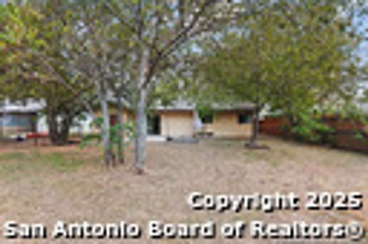 10922 Wayward Dr - Photo 3 of 21