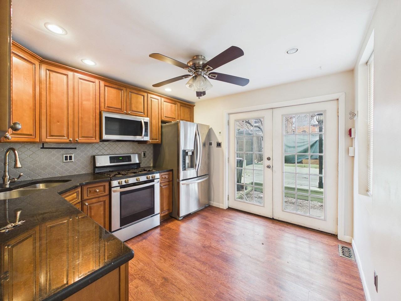 937 N 4th Street - Photo 5 of 26