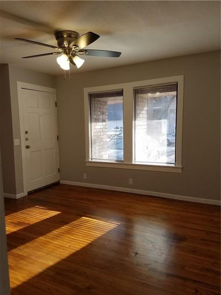 4 bedroom 2 bath - Photo 5 of 27