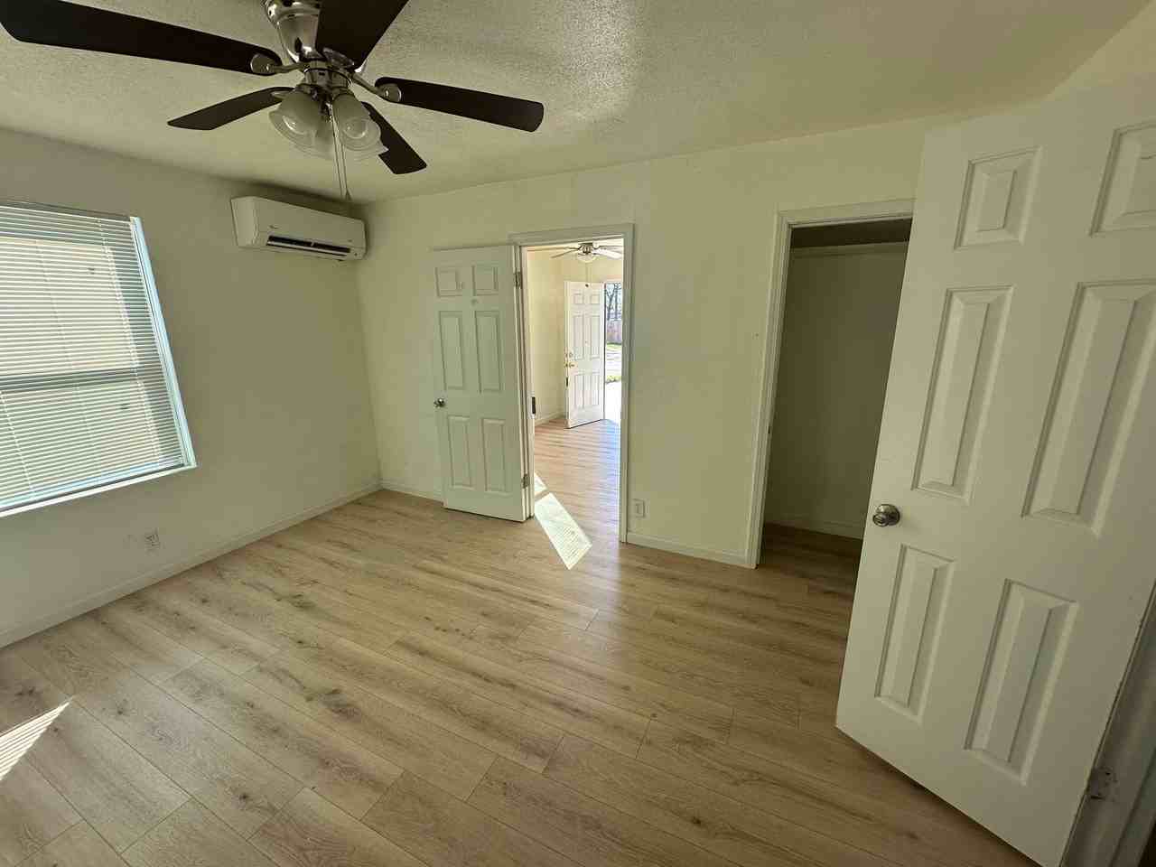 419 E Garrison Ave - Photo 2 of 8