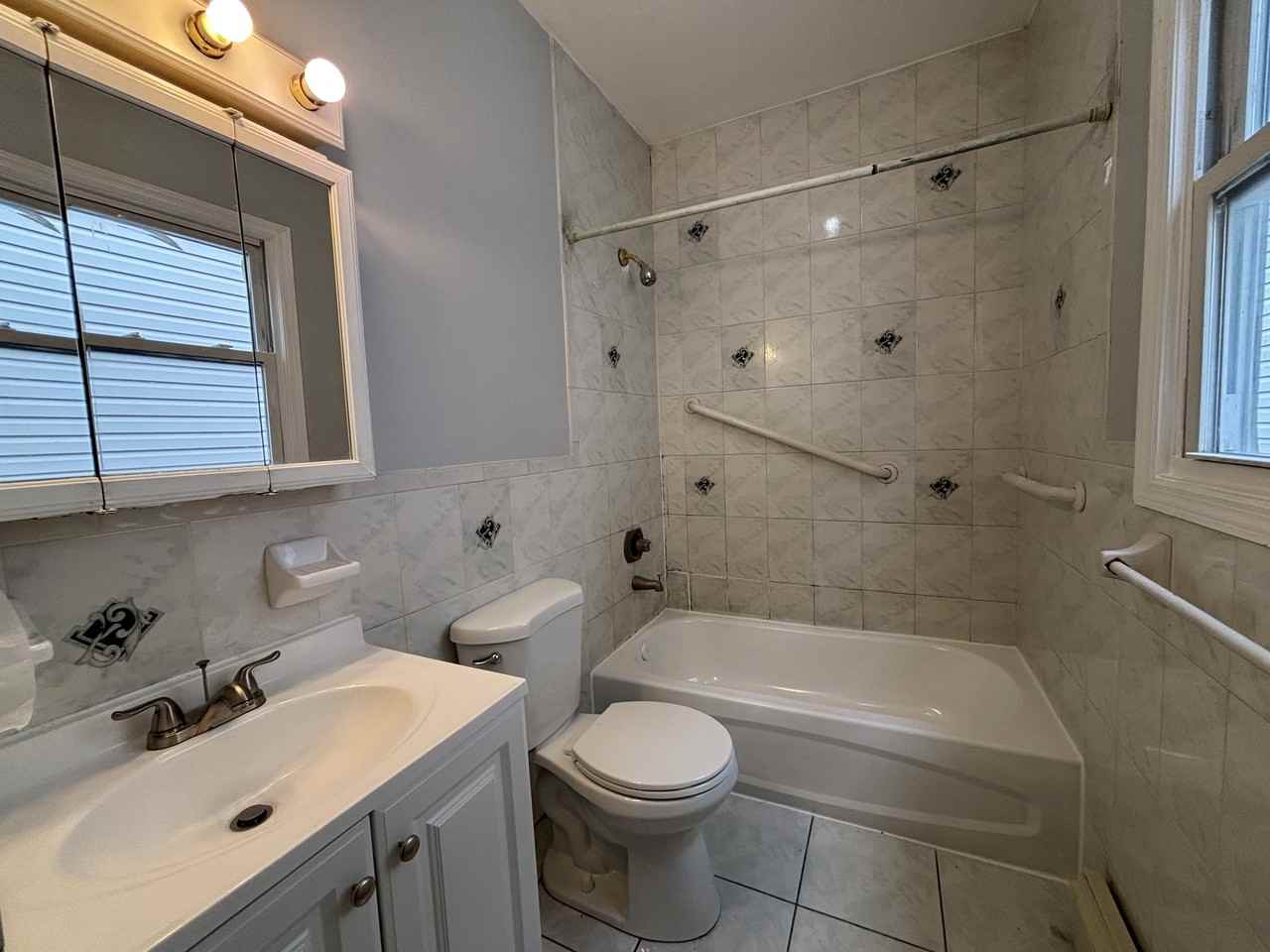 66 Marshall Street #2R - Photo 6 of 7