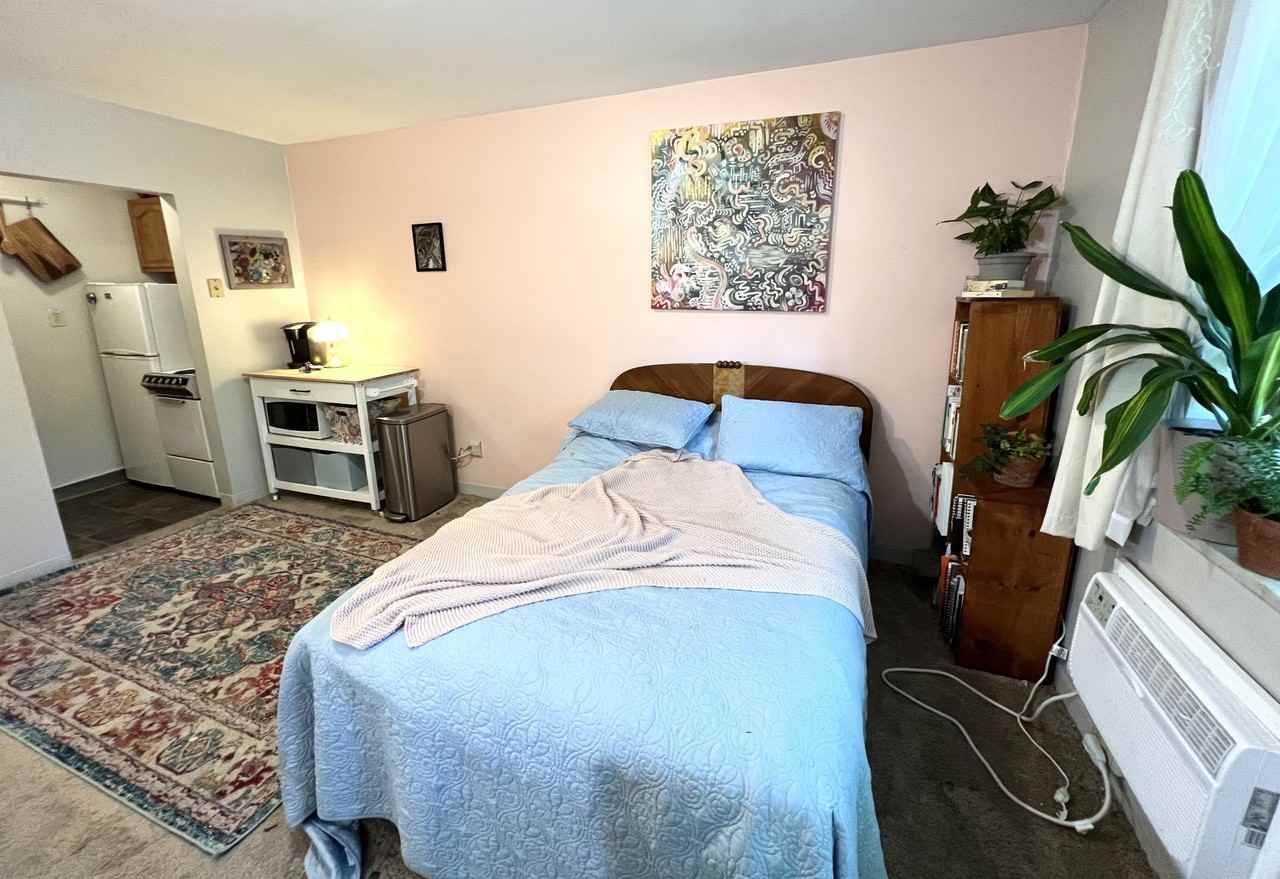 BARTLETT - 5559 -- 302 - Photo 7 of 8