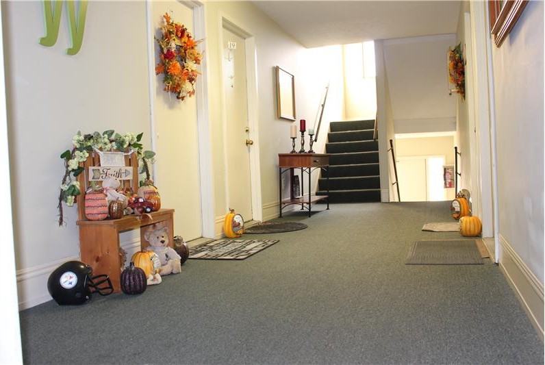 200 Fernwood Rd #22 - Photo 3 of 17