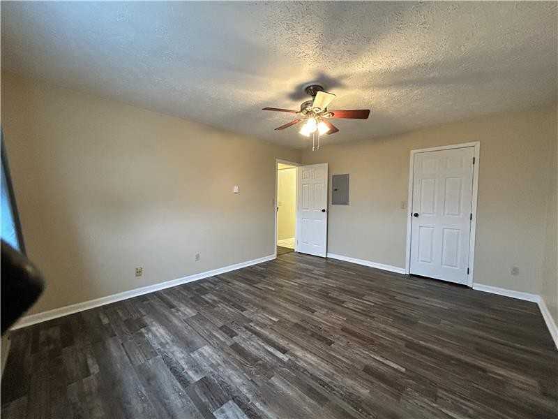 200 Fernwood Rd #22 - Photo 5 of 17