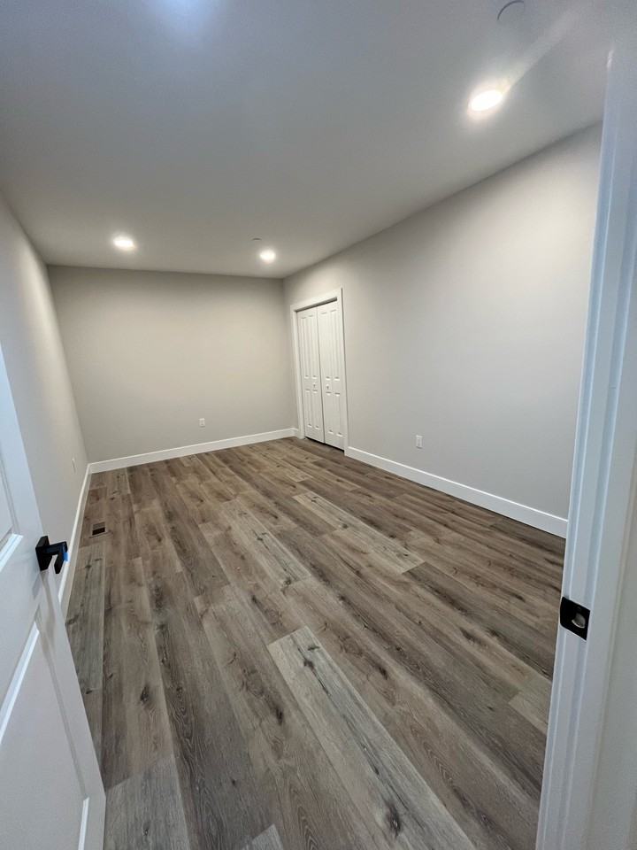 108 Walnut Street - Photo 6 of 13