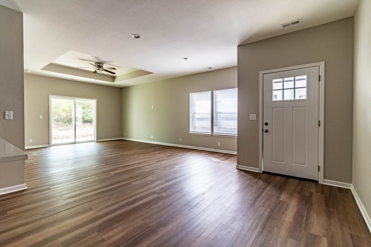 1522 Park Avenue - Photo 5 of 19