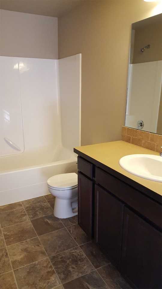 350 Water Lily - Photo 4 of 48