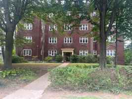 featured image of 101 Carpenter Ln