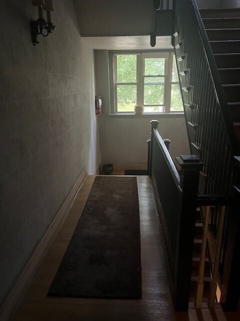 101 Carpenter Lane - Photo 3 of 10