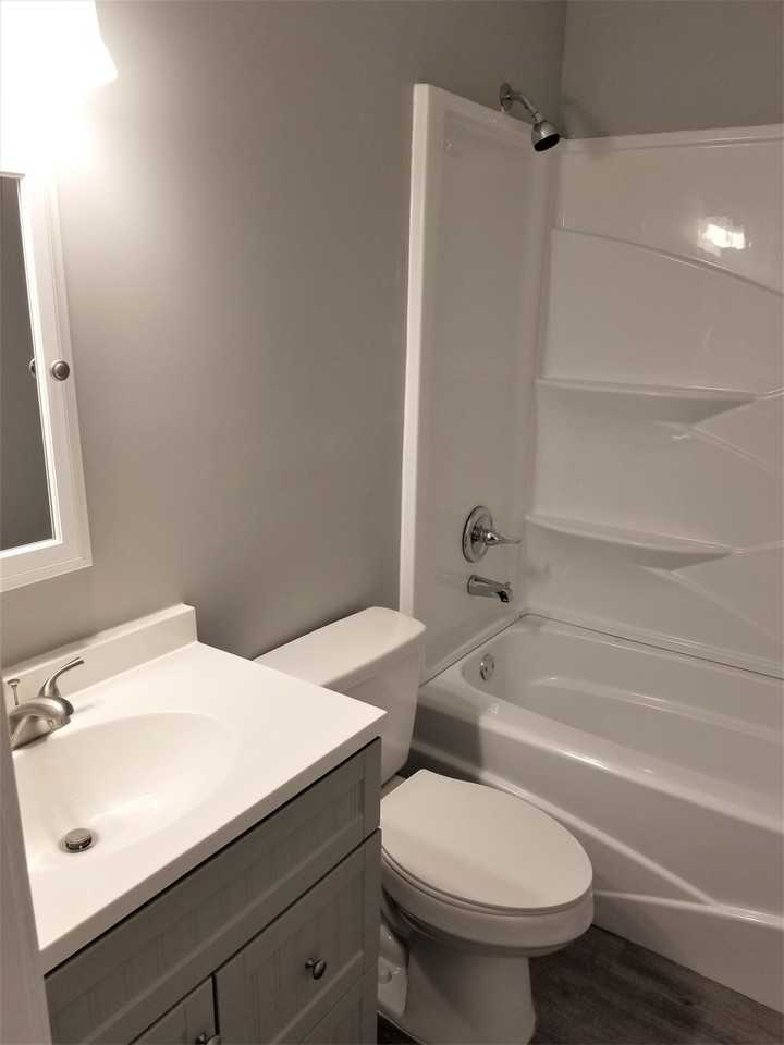 504 Pecan Drive - Photo 4 of 6