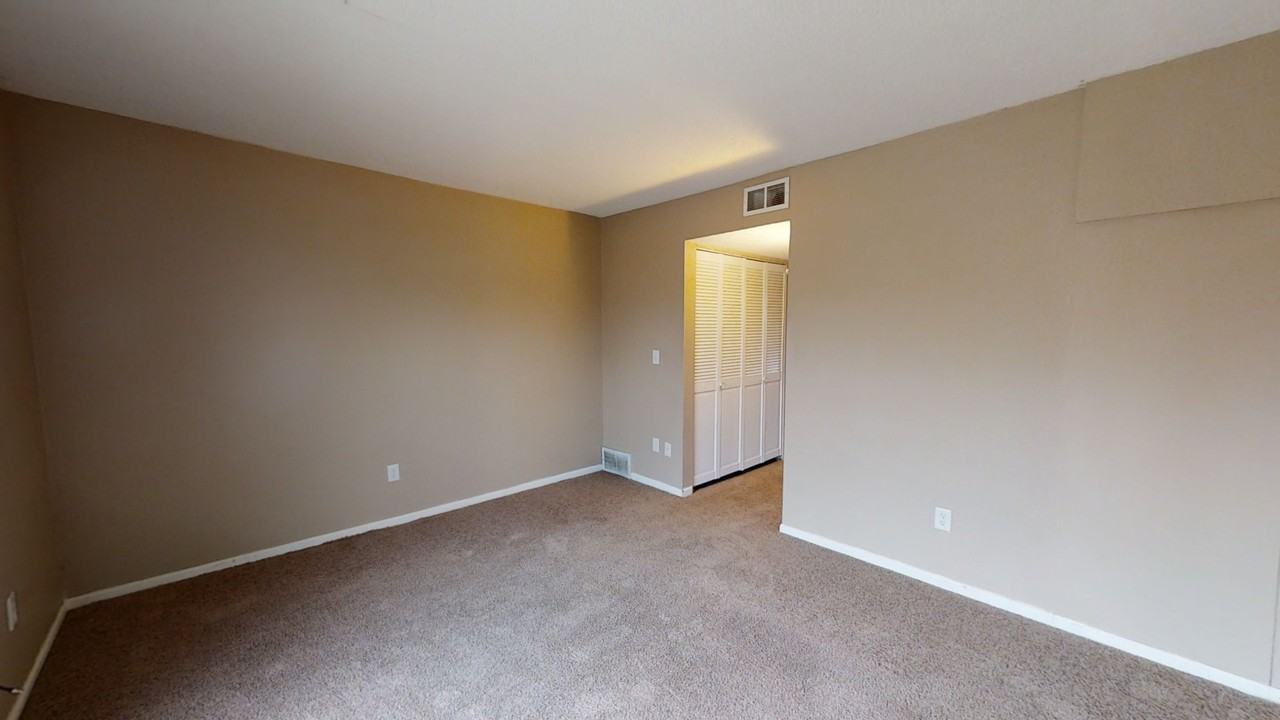 800-810 Grand Ave - Photo 7 of 11