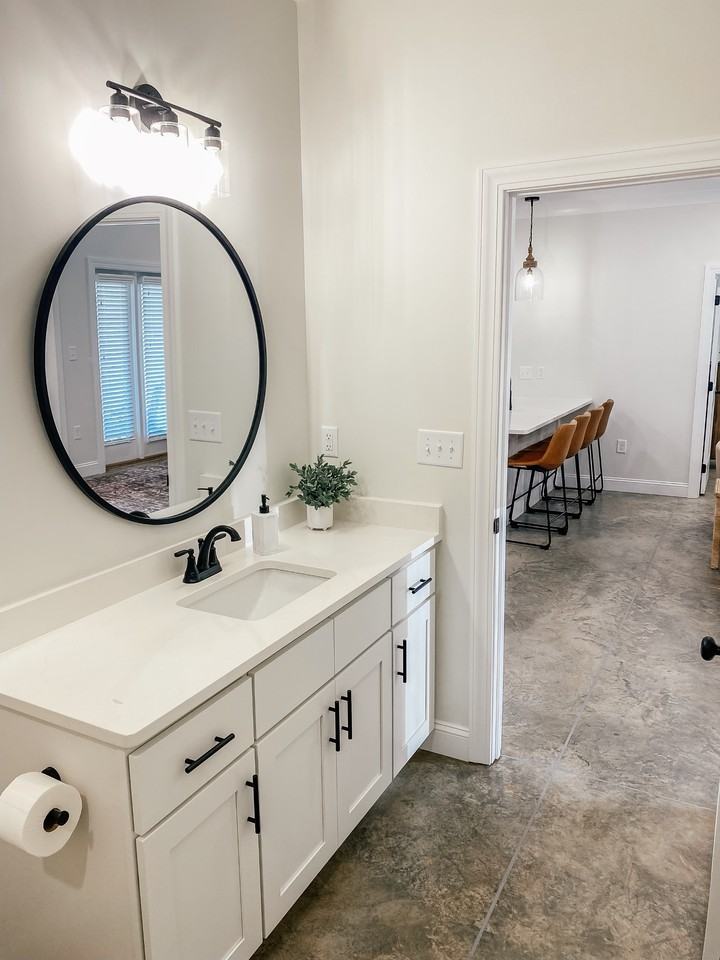 Avery Lane - Photo 7 of 10