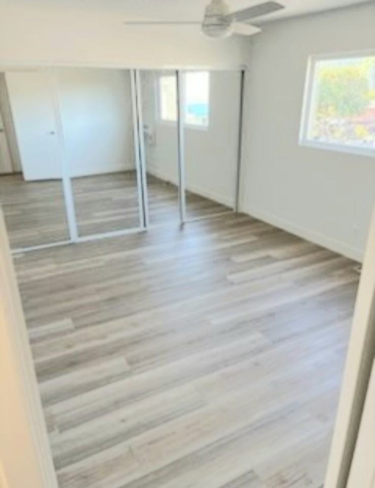 469 West Windsor Road - Photo 4 of 16