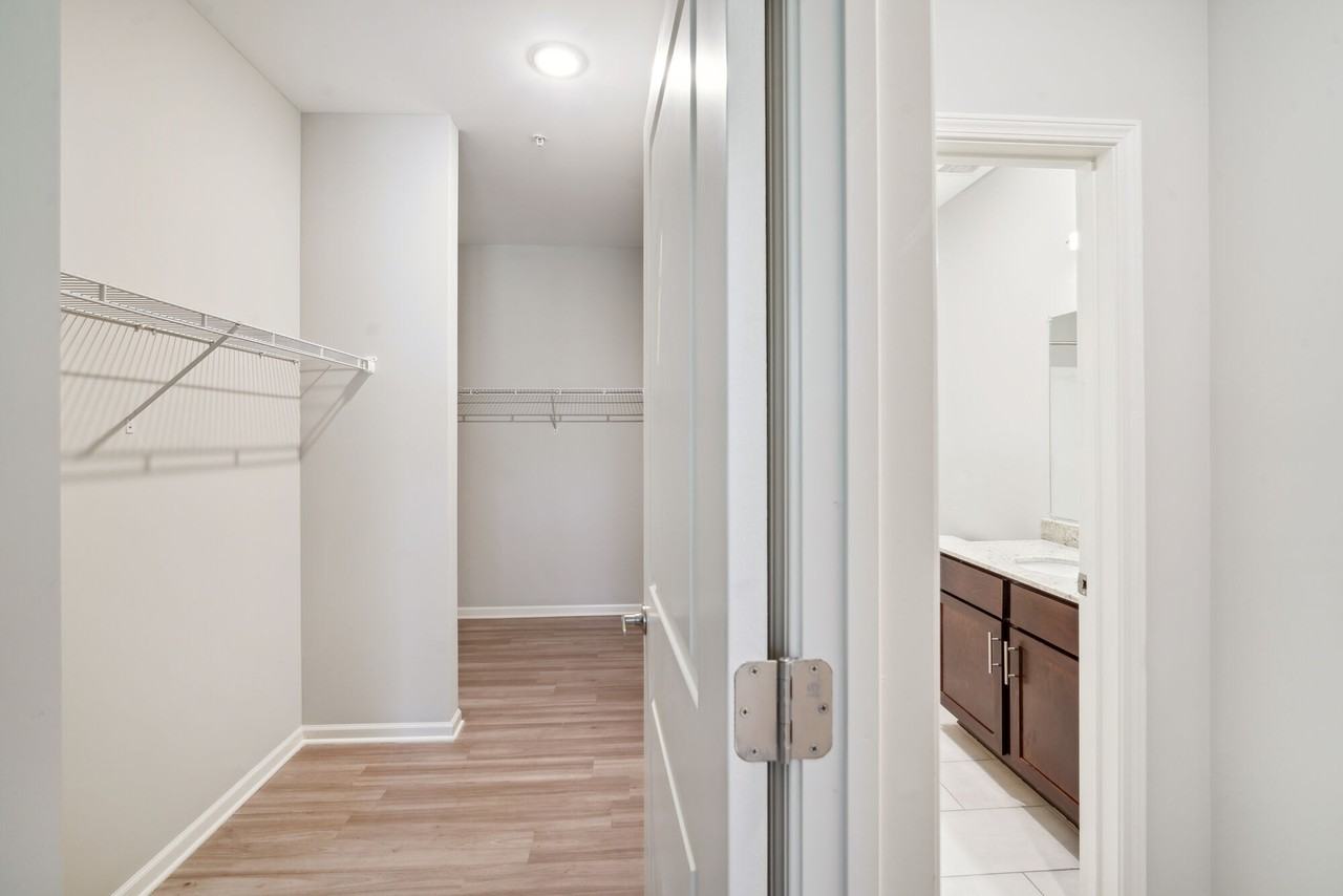 Alcove at Russell Cave - Photo 7 of 23