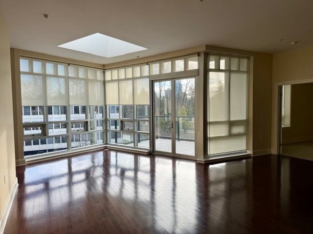 605 Clyde Avenue #PH 2 - Photo 5 of 28