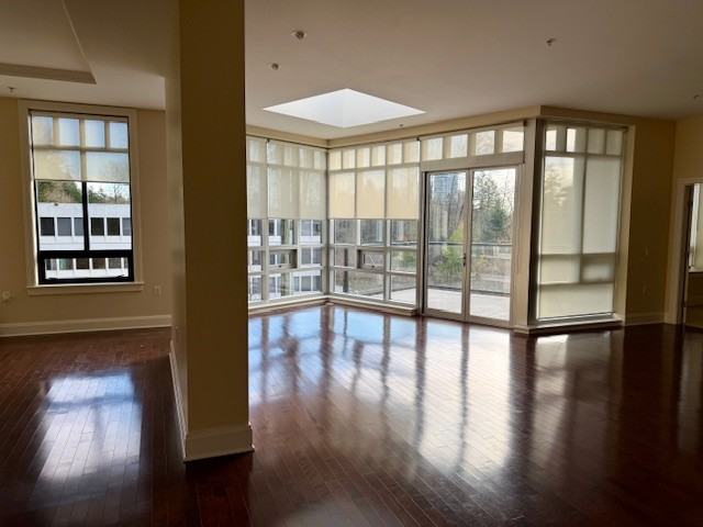 605 Clyde Avenue #PH 2 - Photo 6 of 28