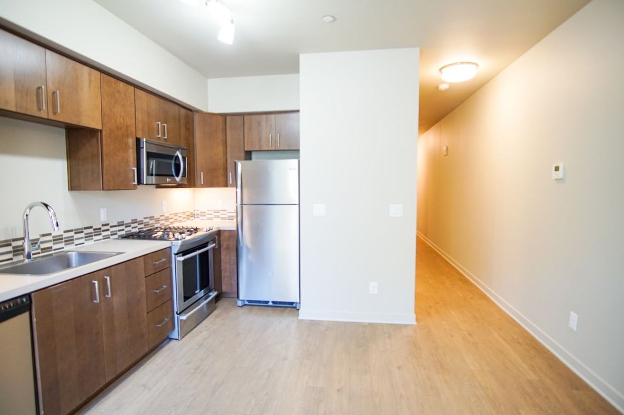 2250 Ne Glisan St #307 - Photo 2 of 10