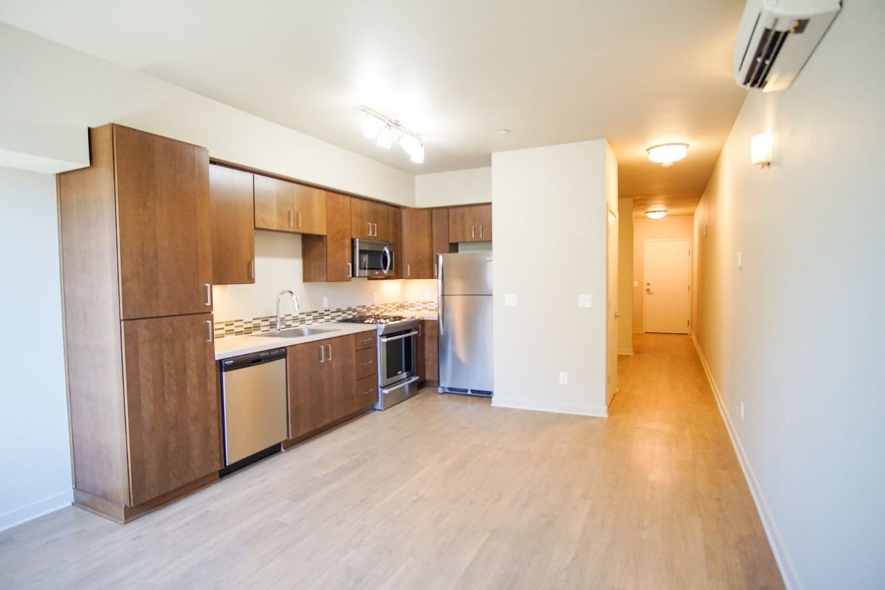 2250 Ne Glisan St #307 - Photo 3 of 10