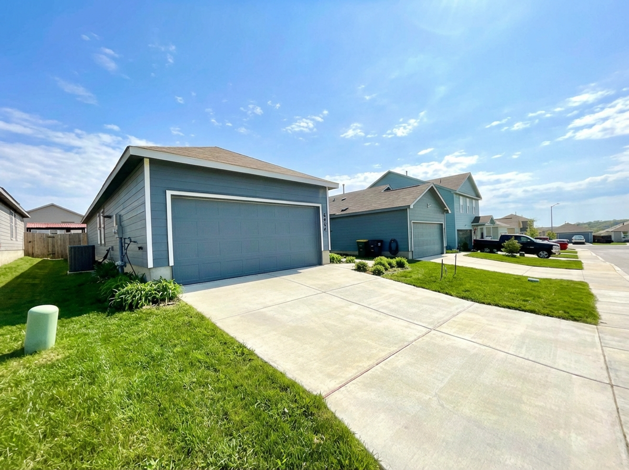 6934 Celestial Cv - Photo 2 of 31