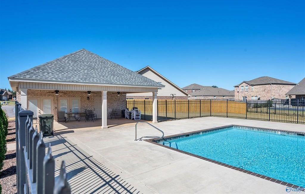 210 Gwinnett Dr - Photo 5 of 36