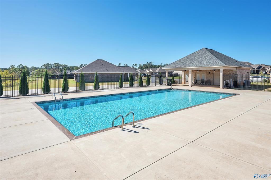 210 Gwinnett Dr - Photo 6 of 36