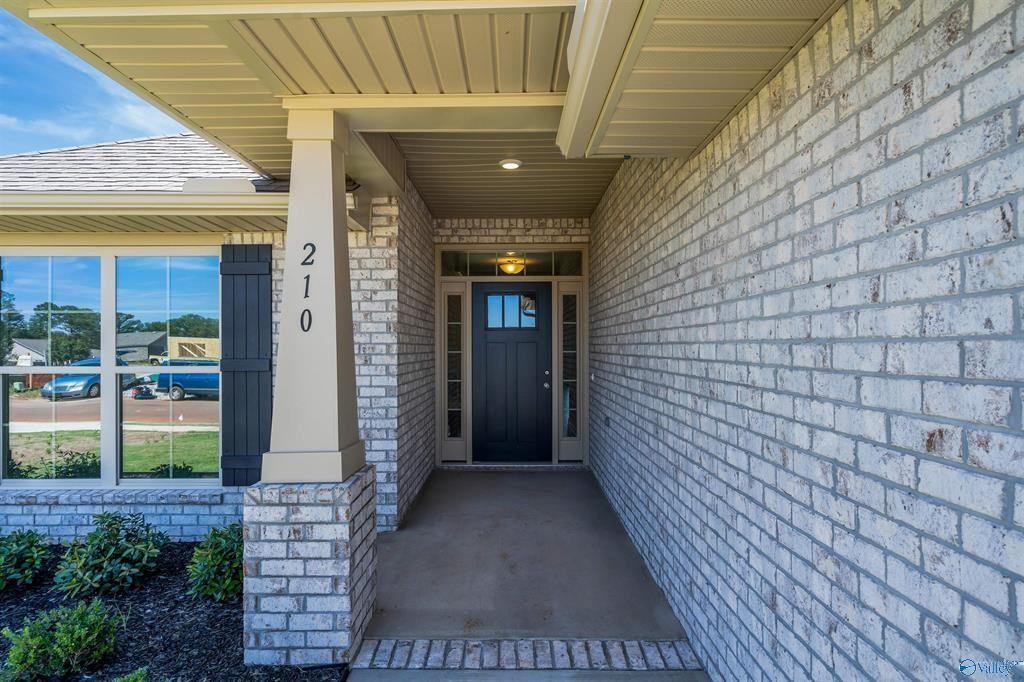 210 Gwinnett Dr - Photo 7 of 36