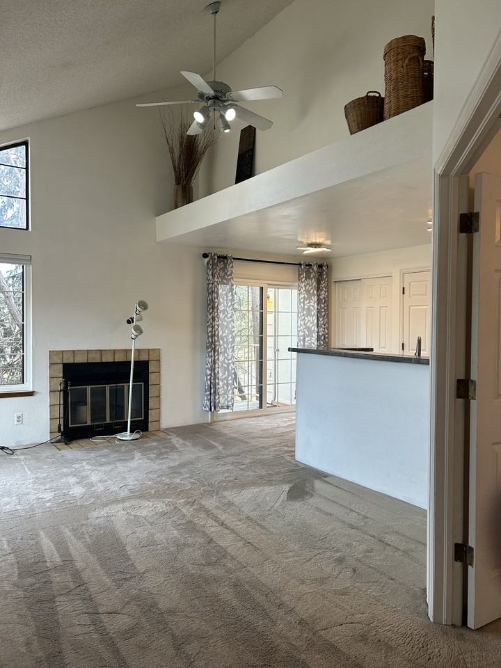 4831 White Rock Cir Apt F - Photo 5 of 25