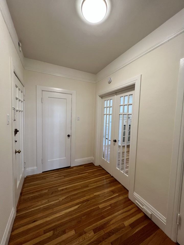 2940 Van Ness Avenue #2 - Photo 7 of 10