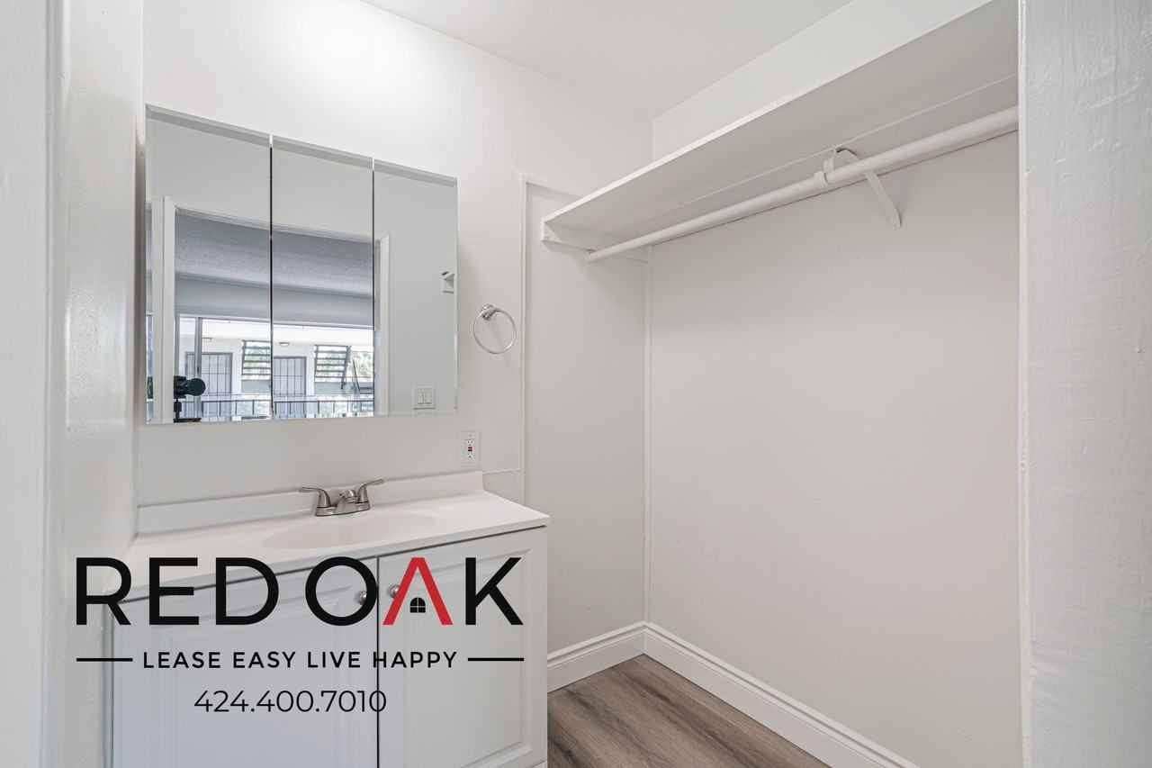 7466 Rosemead Blvd - Photo 2 of 11