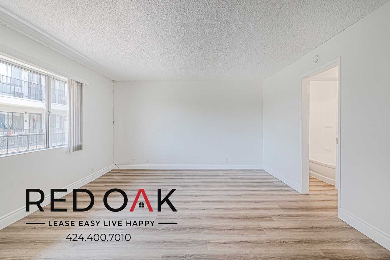 7466 Rosemead Blvd - Photo 5 of 11