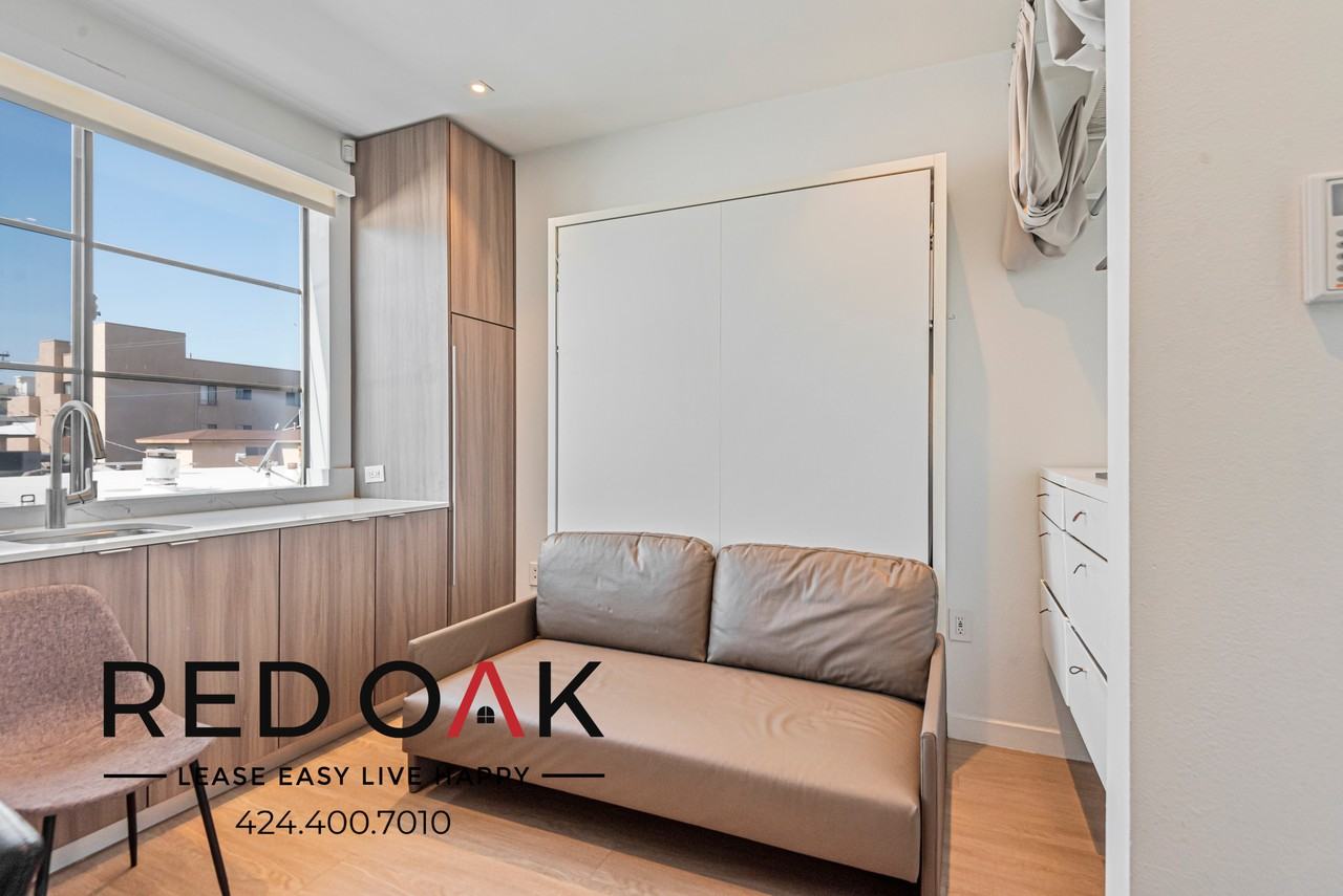 11649 Mayfield Ave - Photo 4 of 13