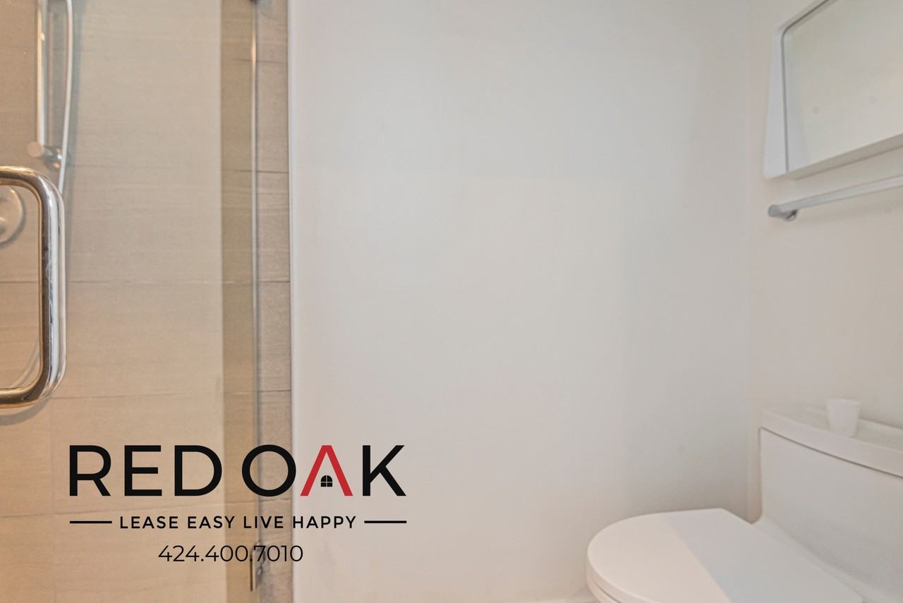 11649 Mayfield Ave - Photo 7 of 13