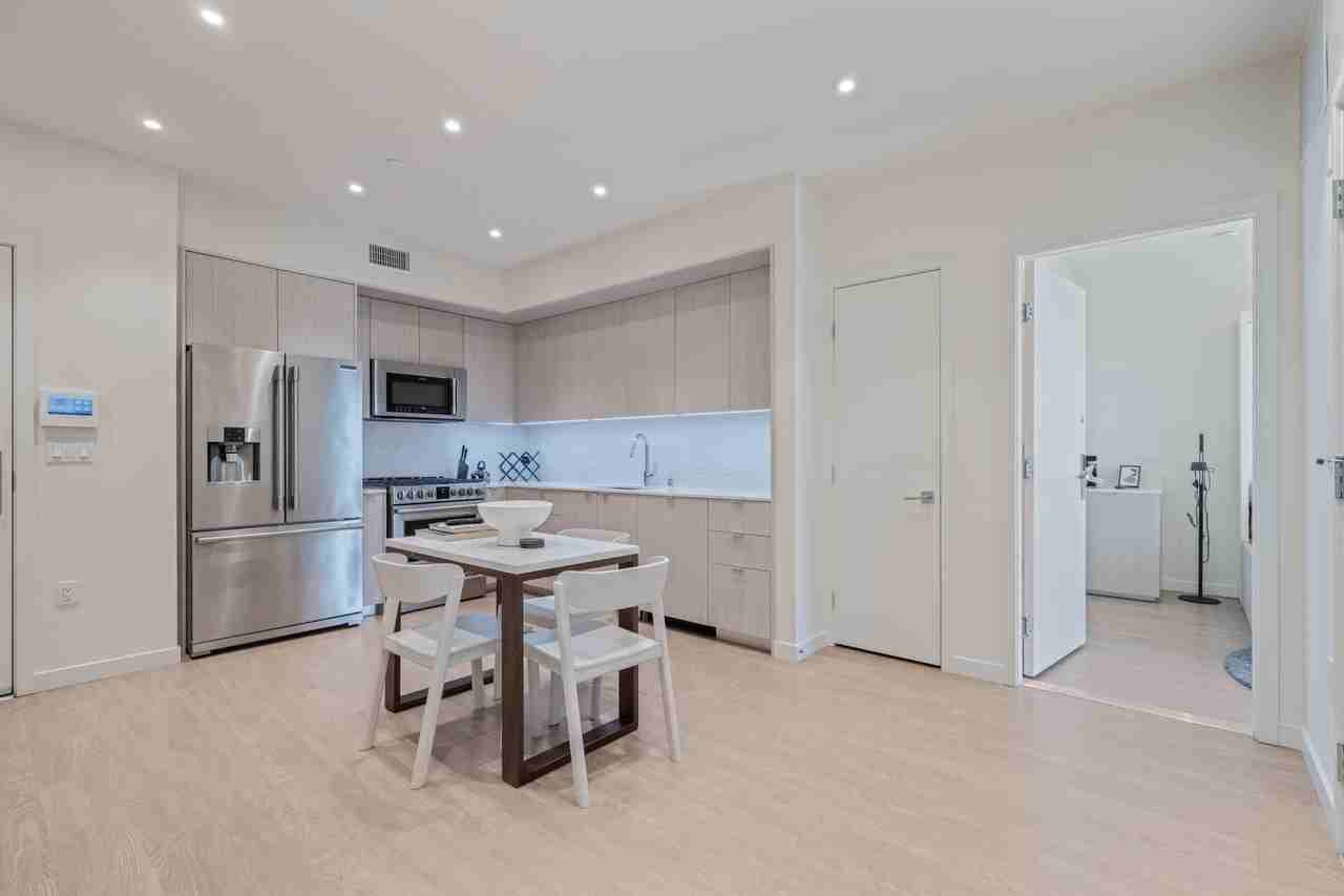 Concourse LA - Photo 2 of 16