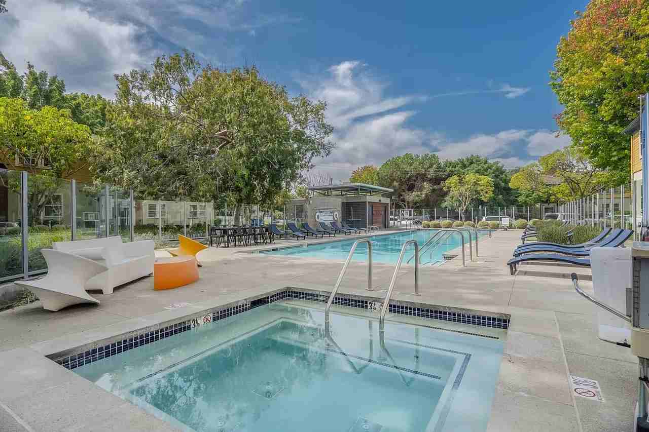 Concourse LA - Photo 4 of 16