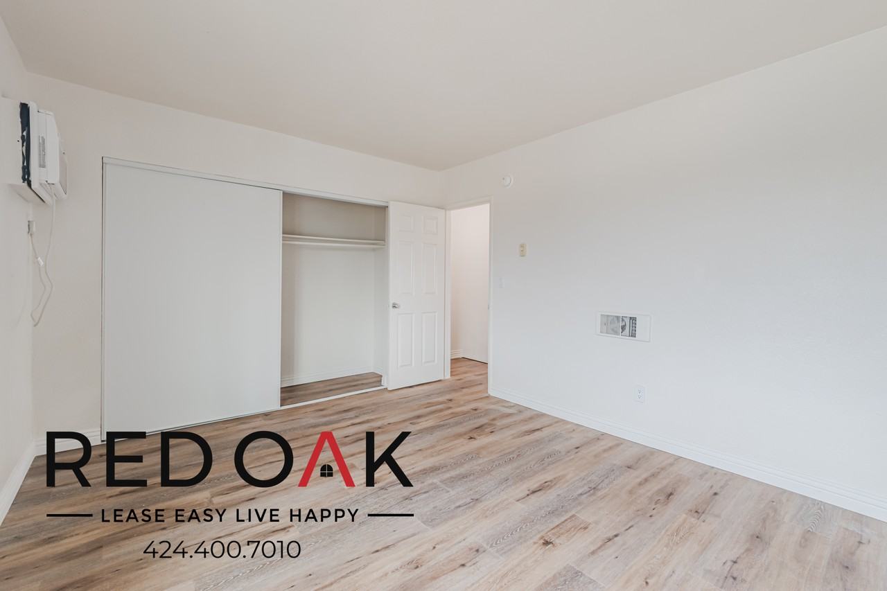 Windsor - Photo 2 of 29