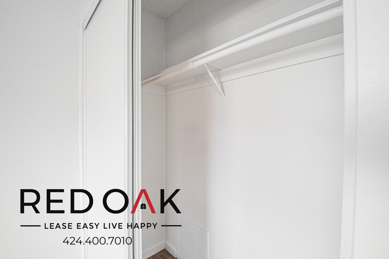 McDonald Apts - Photo 7 of 13