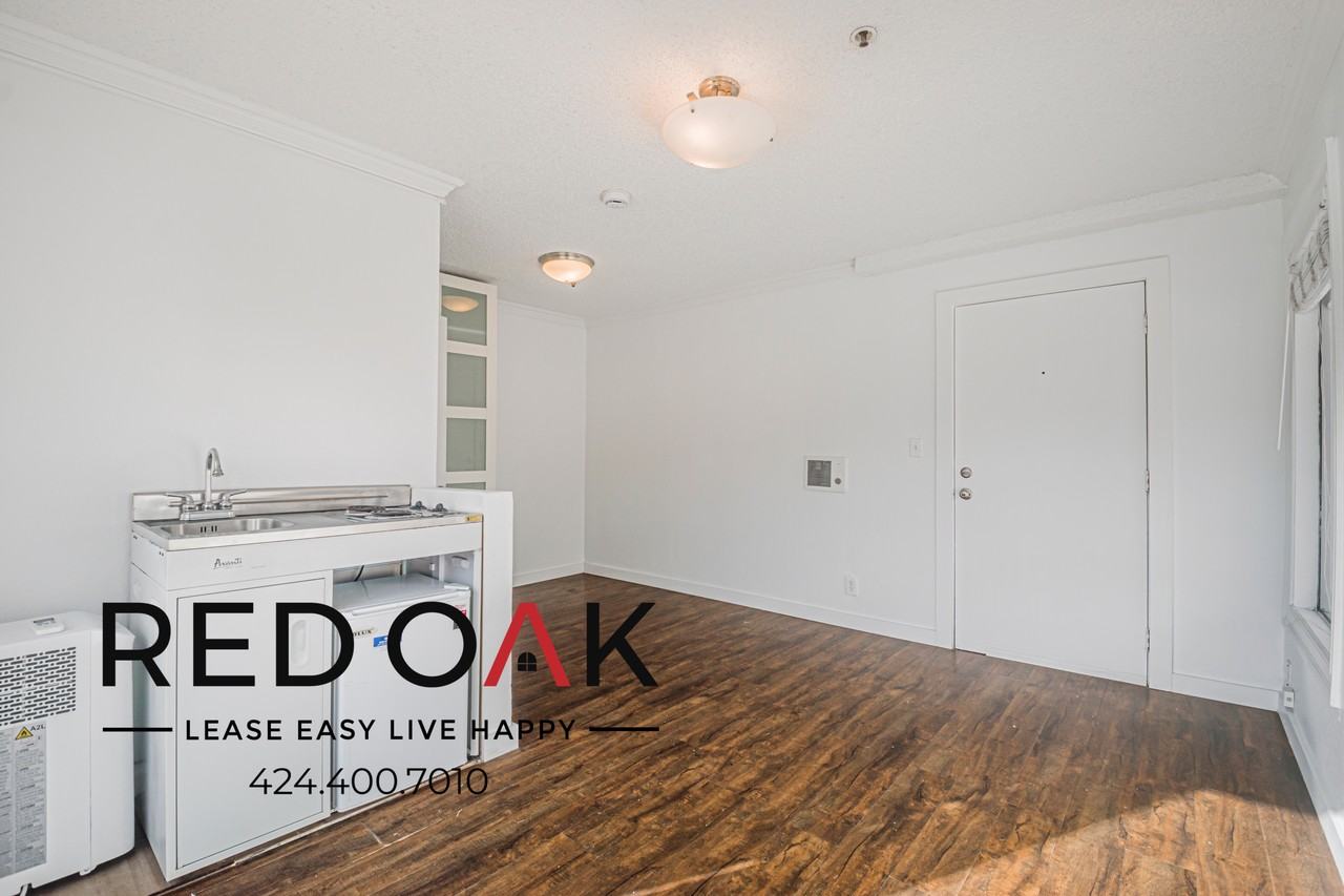 Maryland Glendale LP - Photo 2 of 14